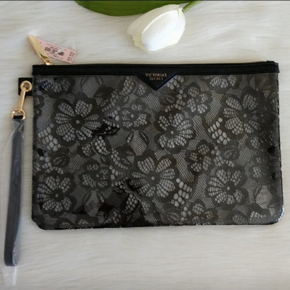 BEAUTIFUL VICTORIA'S SECRET POUCH.nwt - Picture 3 of 5